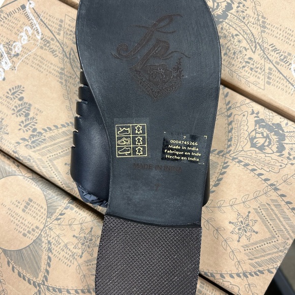 Free People Slice of Sun Sandal - Picture 4 of 4